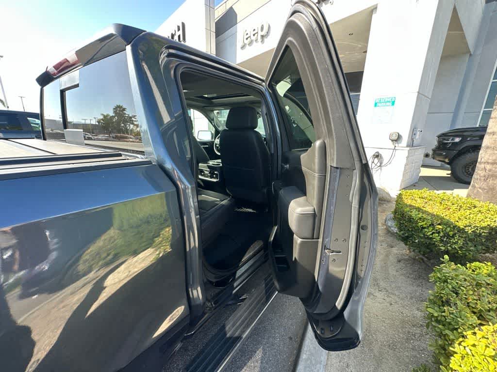 2020 Chevrolet Silverado 1500 4WD Crew Cab Short Bed LTZ
