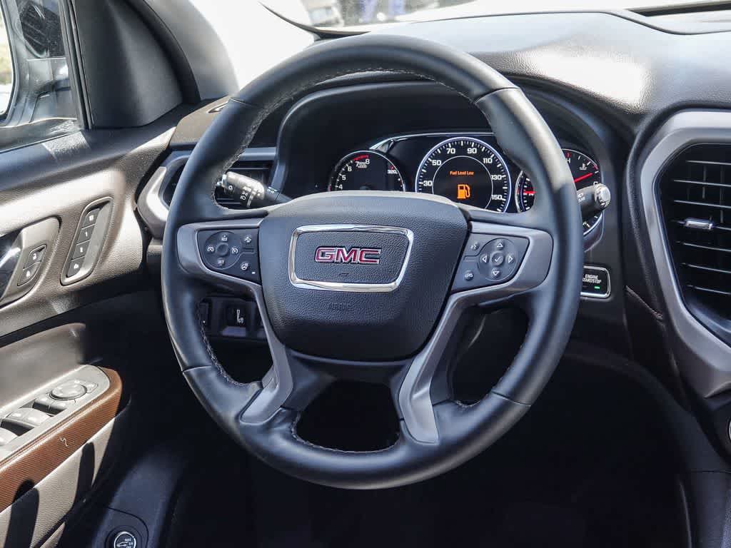 2023 GMC Acadia AWD AT4