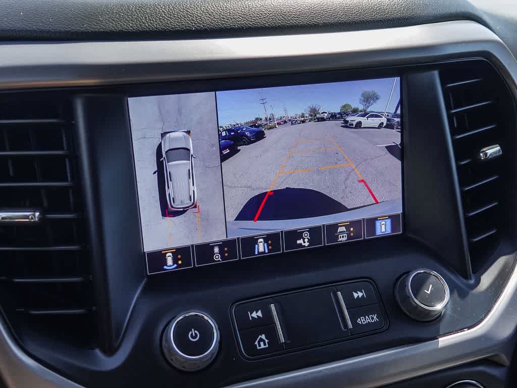 2023 GMC Acadia AWD AT4