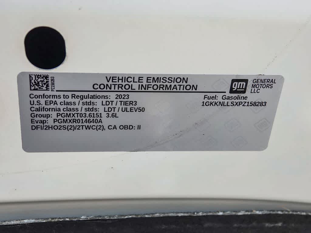 2023 GMC Acadia AWD AT4