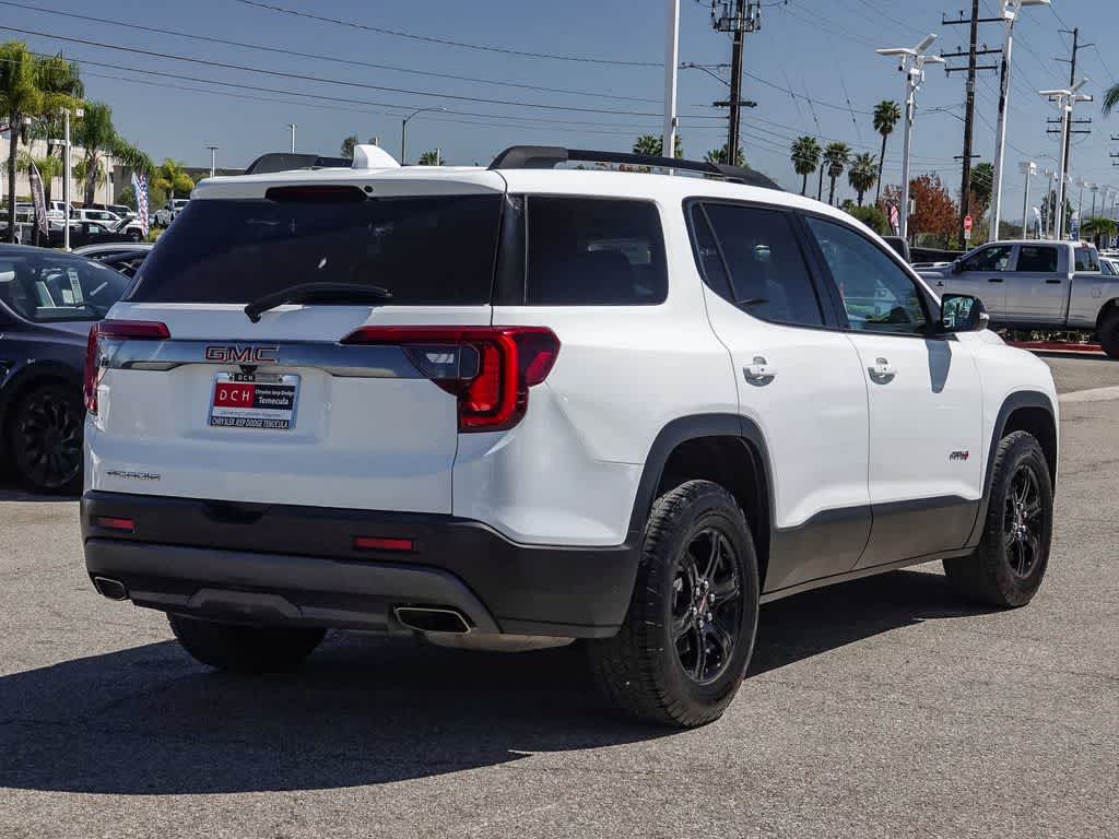 2023 GMC Acadia AWD AT4