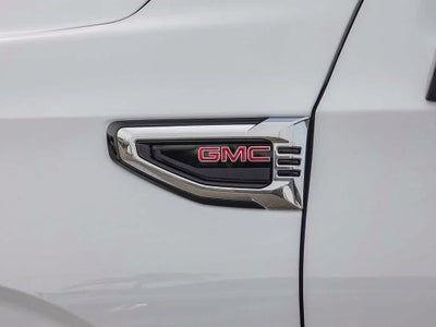 2025 GMC Yukon 4WD Denali
