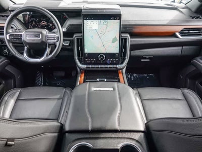 2025 GMC Yukon 4WD Denali