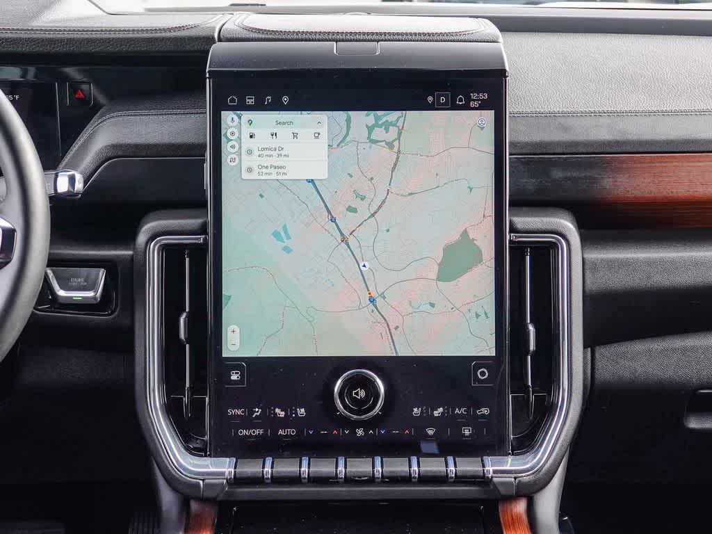 2025 GMC Yukon 4WD Denali