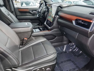 2025 GMC Yukon 4WD Denali