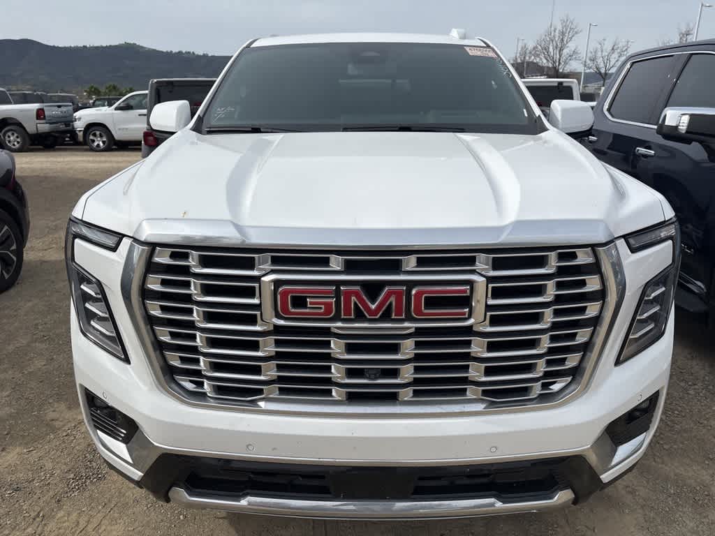 2025 GMC Yukon 4WD Denali