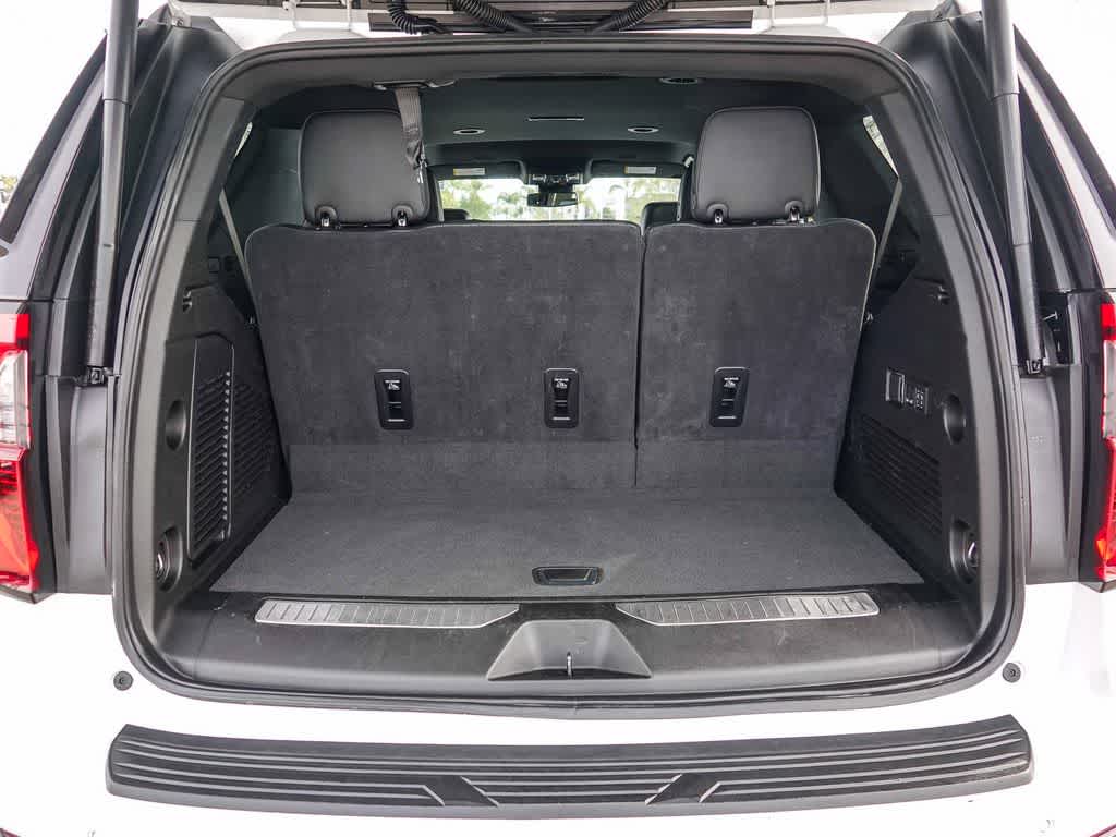 2025 GMC Yukon 4WD Denali