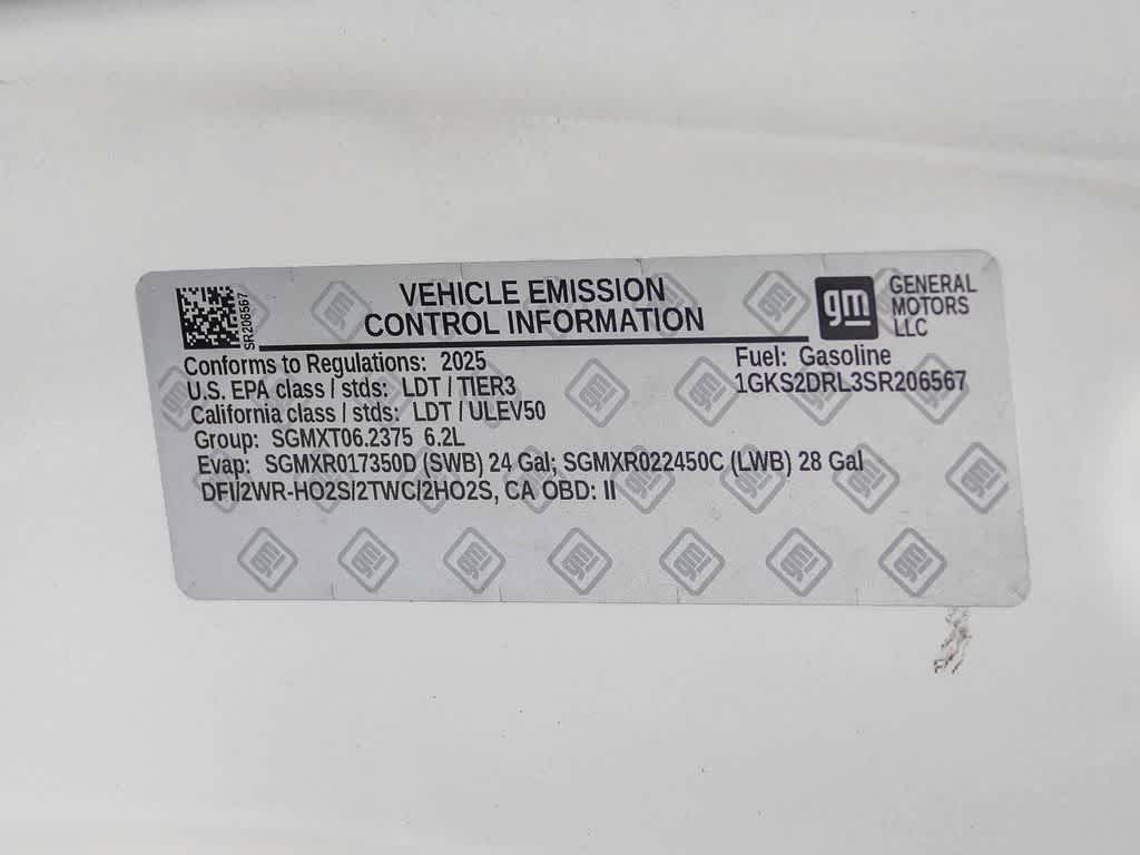 2025 GMC Yukon 4WD Denali