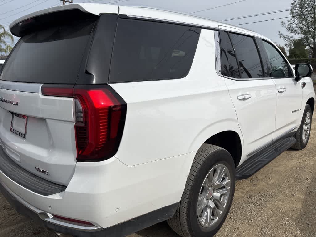 2025 GMC Yukon 4WD Denali