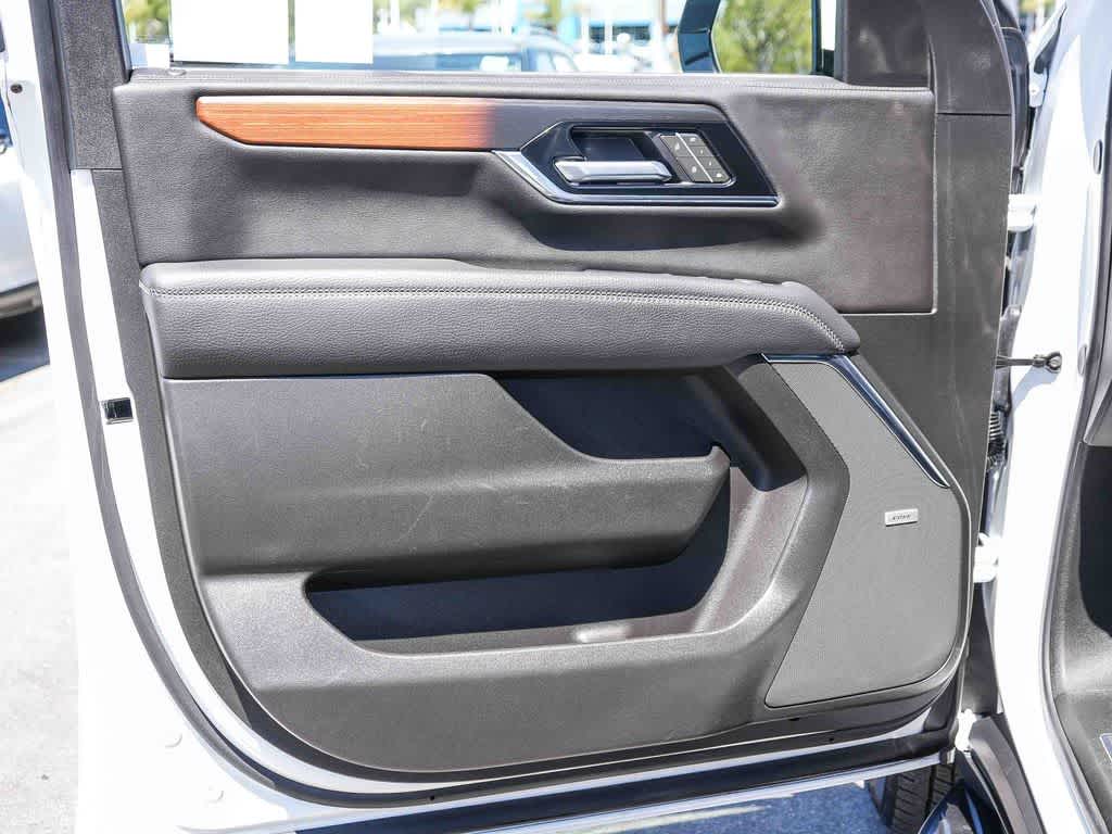 2025 GMC Yukon XL Denali 4WD Denali
