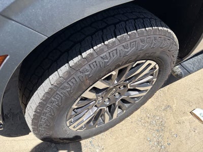 2025 Chevrolet Suburban 4WD Z71