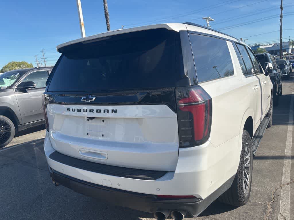 2025 Chevrolet Suburban 4WD Z71