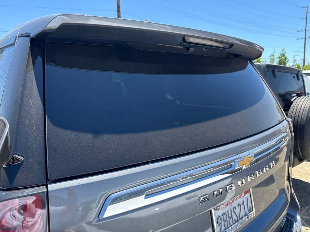 2022 Chevrolet Suburban 2WD LT