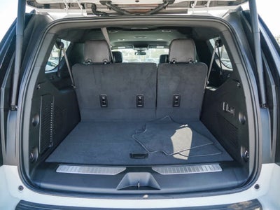 2024 Chevrolet Suburban 4WD Premier