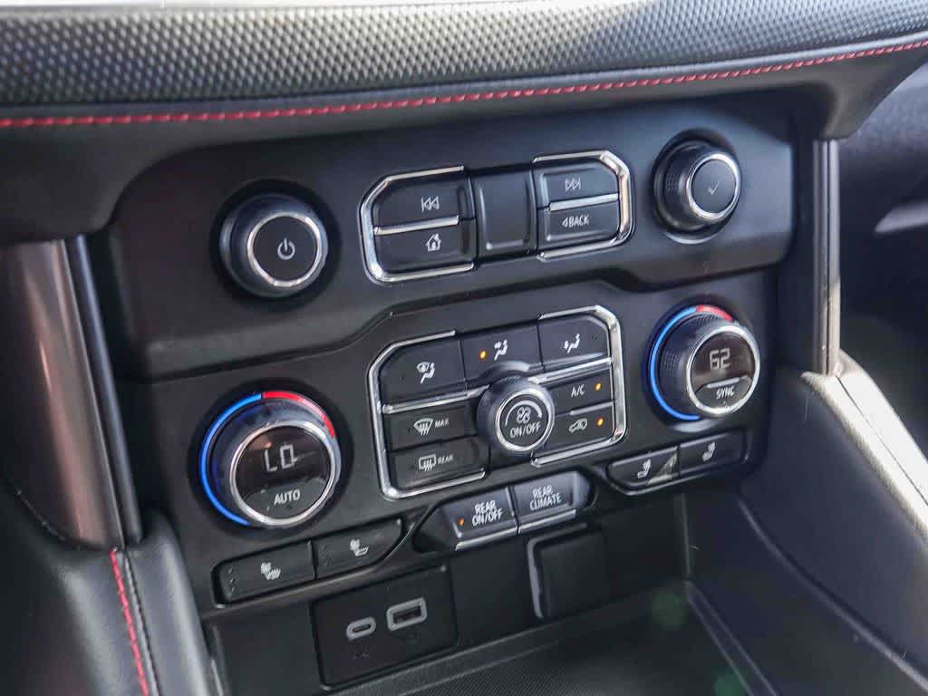 2023 Chevrolet Tahoe 4WD RST