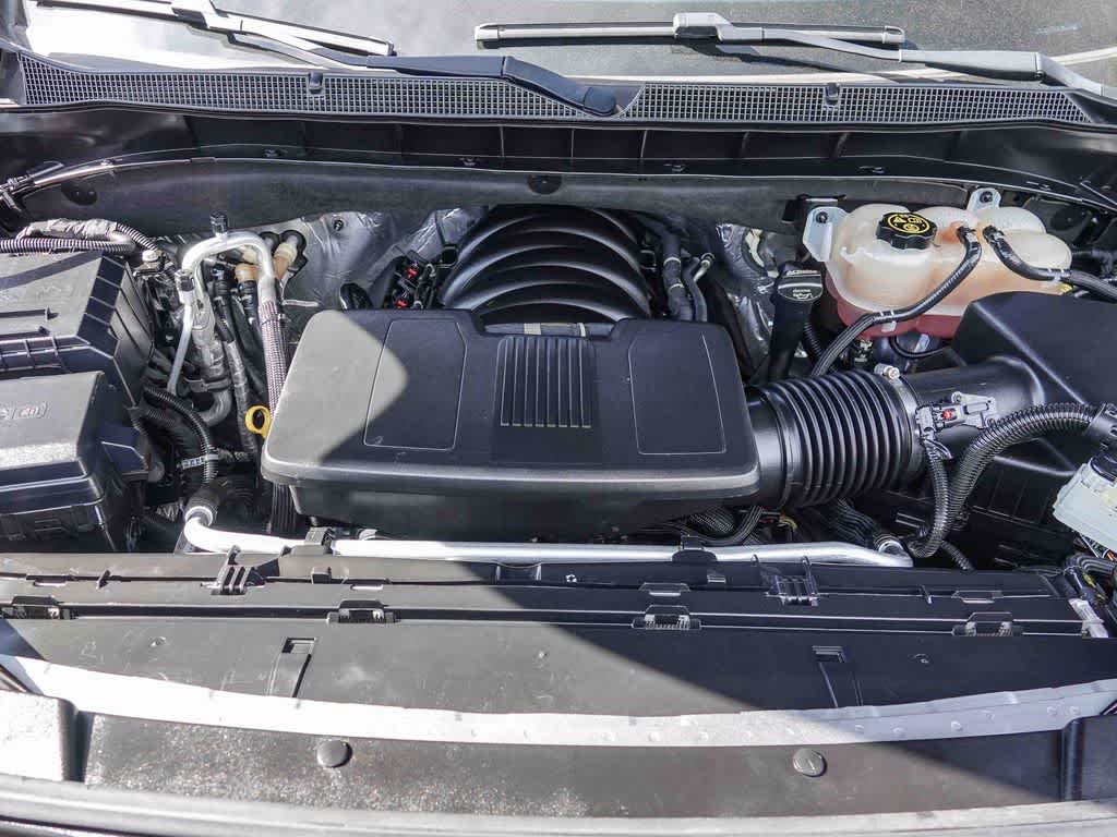 2023 Chevrolet Tahoe 4WD RST