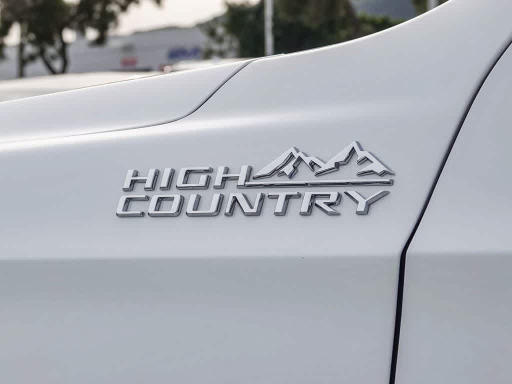 2024 Chevrolet Tahoe 4WD High Country
