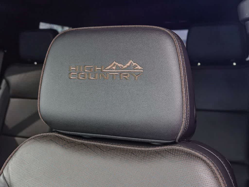 2024 Chevrolet Tahoe 4WD High Country