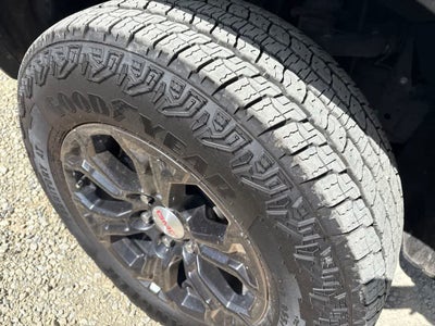 2024 GMC Canyon 2WD Elevation