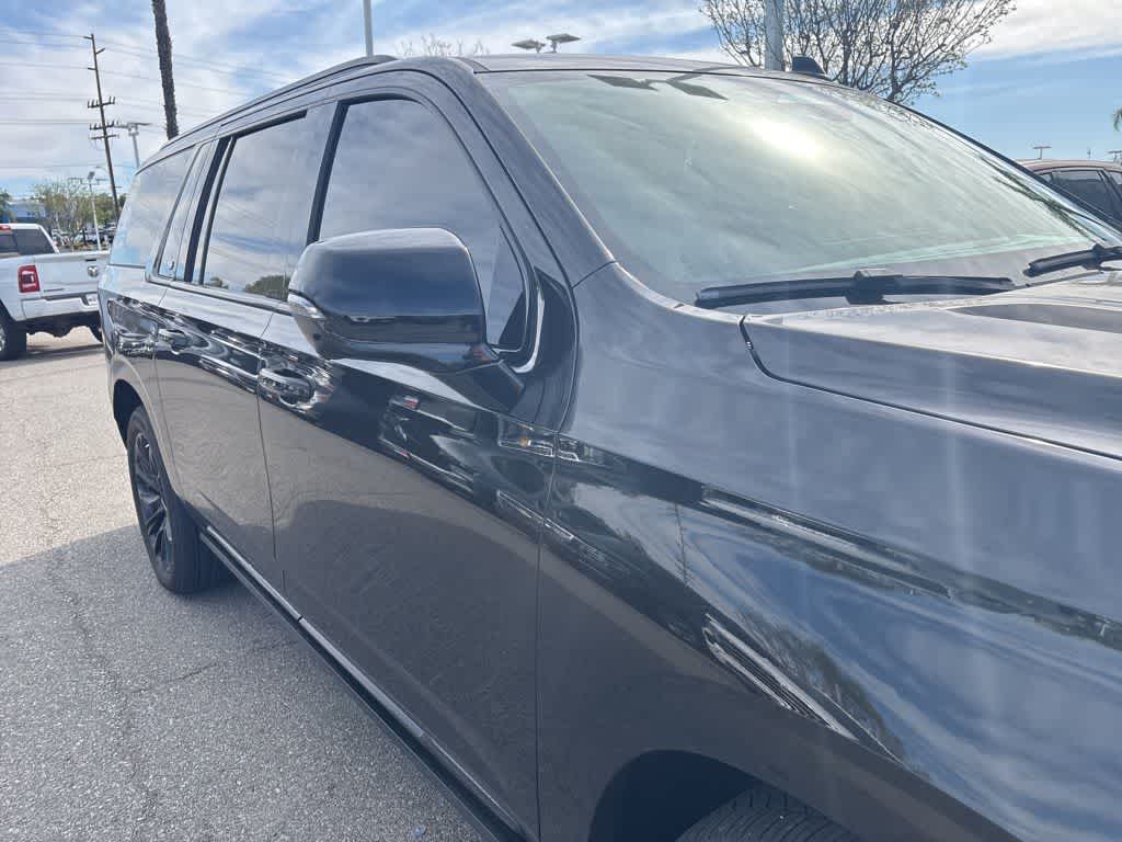 2023 Cadillac Escalade ESV 4WD Sport