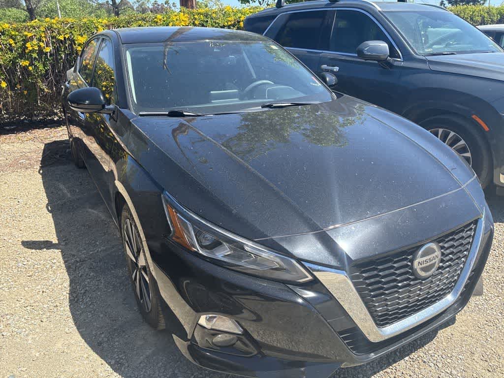 2020 Nissan Altima 2.5 SV