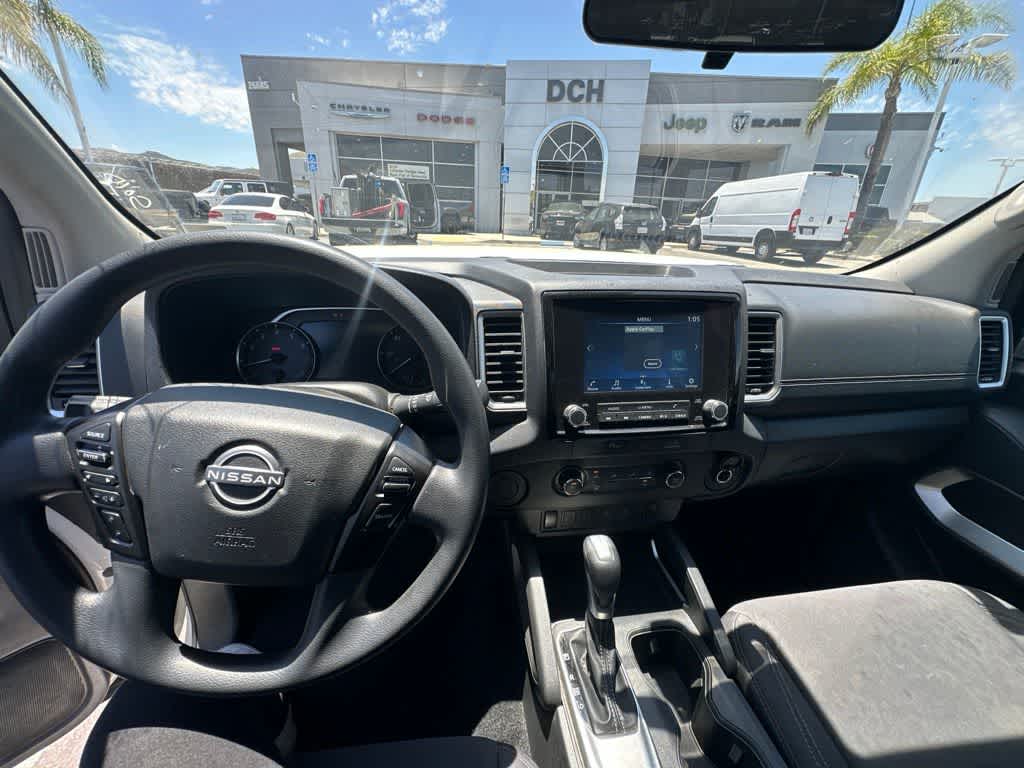 2023 Nissan Frontier Crew Cab SV 4x2