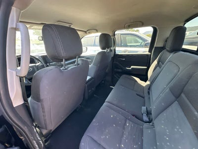 2024 Nissan Frontier Crew Cab SV 4x2
