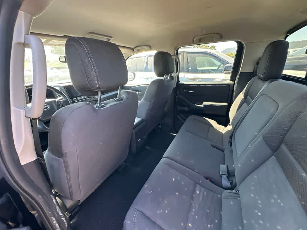 2024 Nissan Frontier Crew Cab SV 4x2