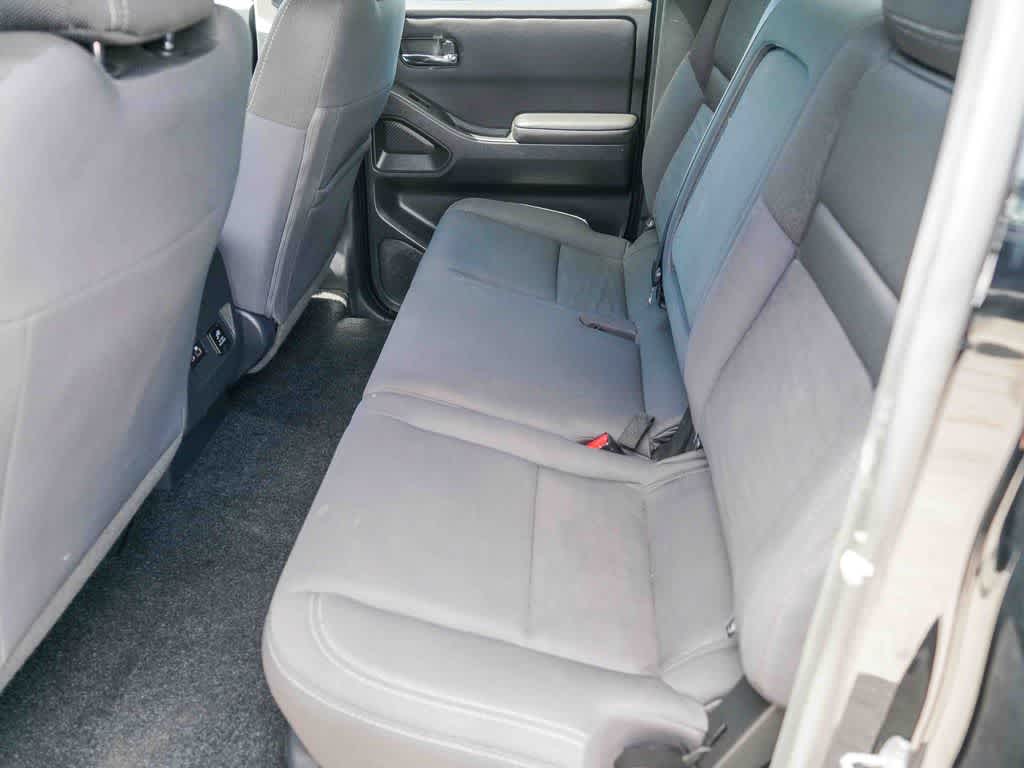 2024 Nissan Frontier Crew Cab SV 4x2