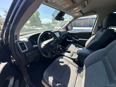2024 Nissan Frontier Crew Cab SV 4x2