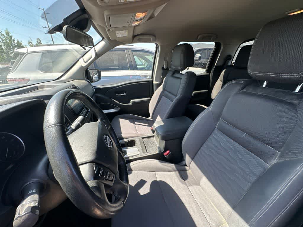 2024 Nissan Frontier Crew Cab SV 4x2