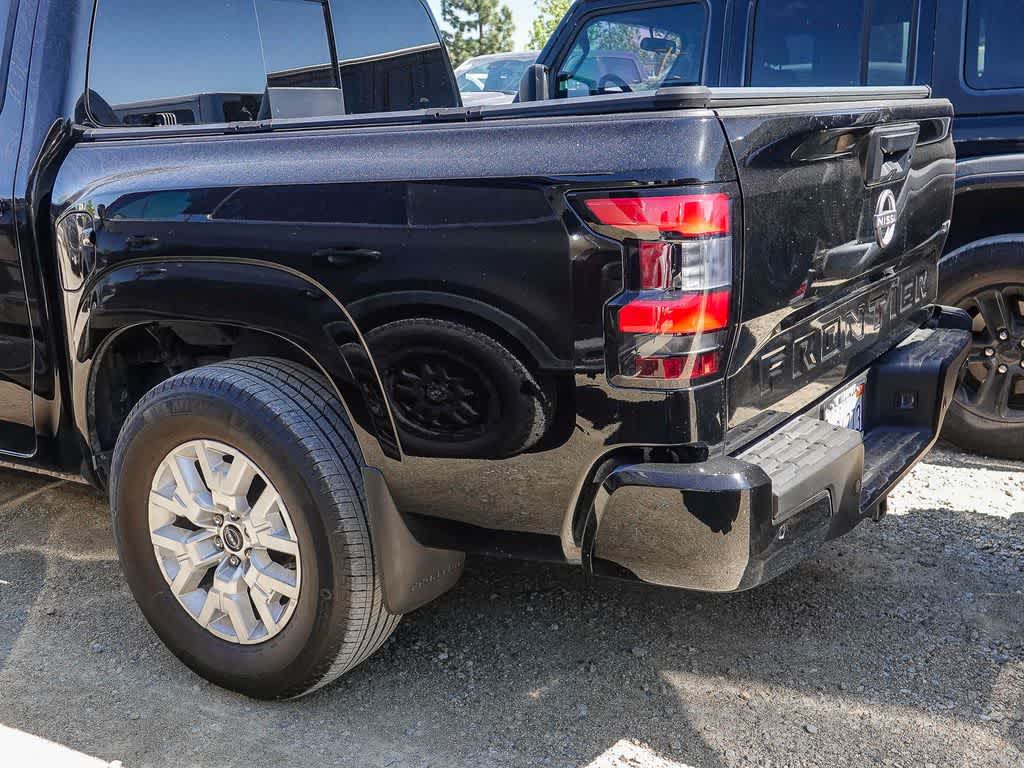 2023 Nissan Frontier Crew Cab SV 4x2