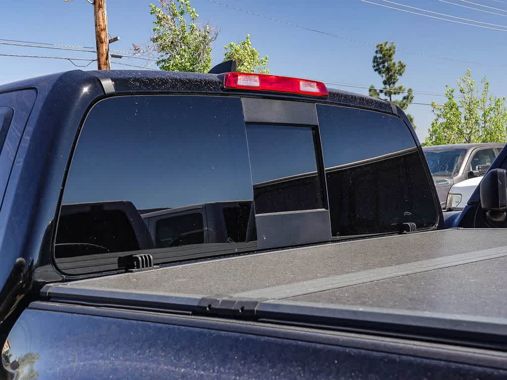 2023 Nissan Frontier Crew Cab SV 4x2