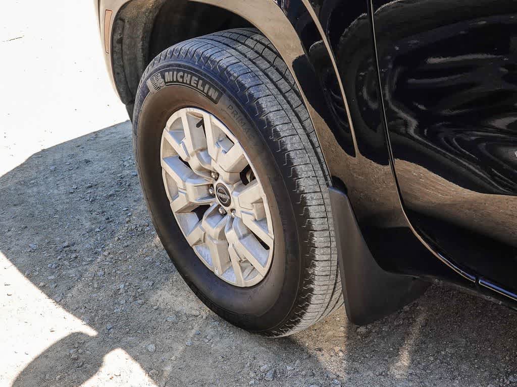 2023 Nissan Frontier Crew Cab SV 4x2