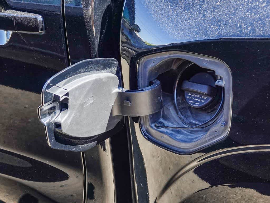 2023 Nissan Frontier Crew Cab SV 4x2