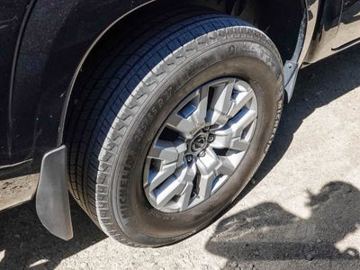 2023 Nissan Frontier Crew Cab SV 4x2