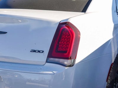 2023 Chrysler 300 Touring L