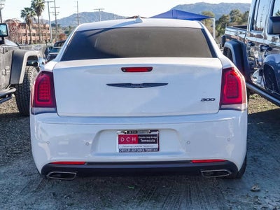 2023 Chrysler 300 Touring L