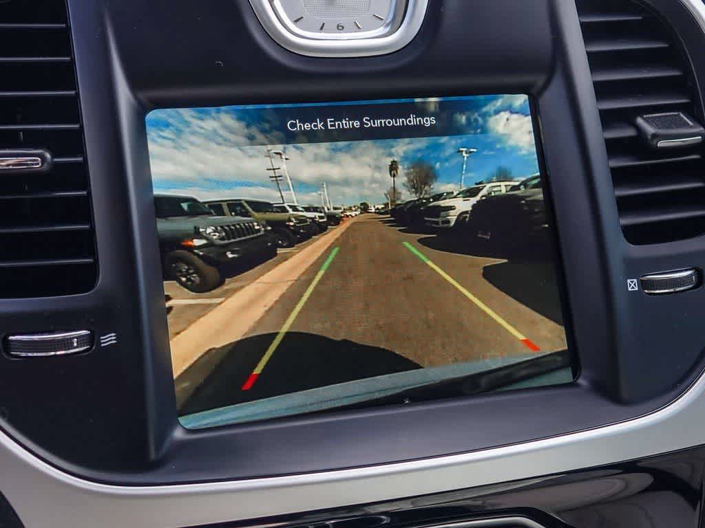 2023 Chrysler 300 Touring L