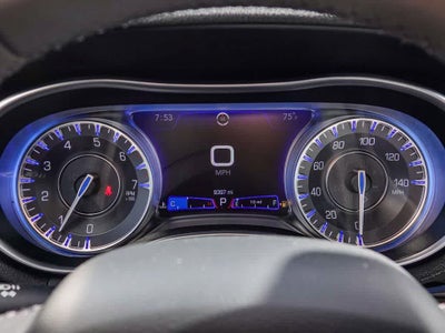 2023 Chrysler 300 Touring L