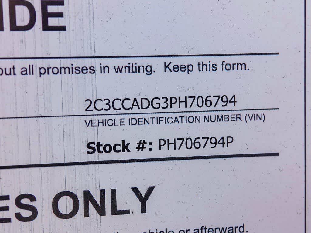 2023 Chrysler 300 Touring L