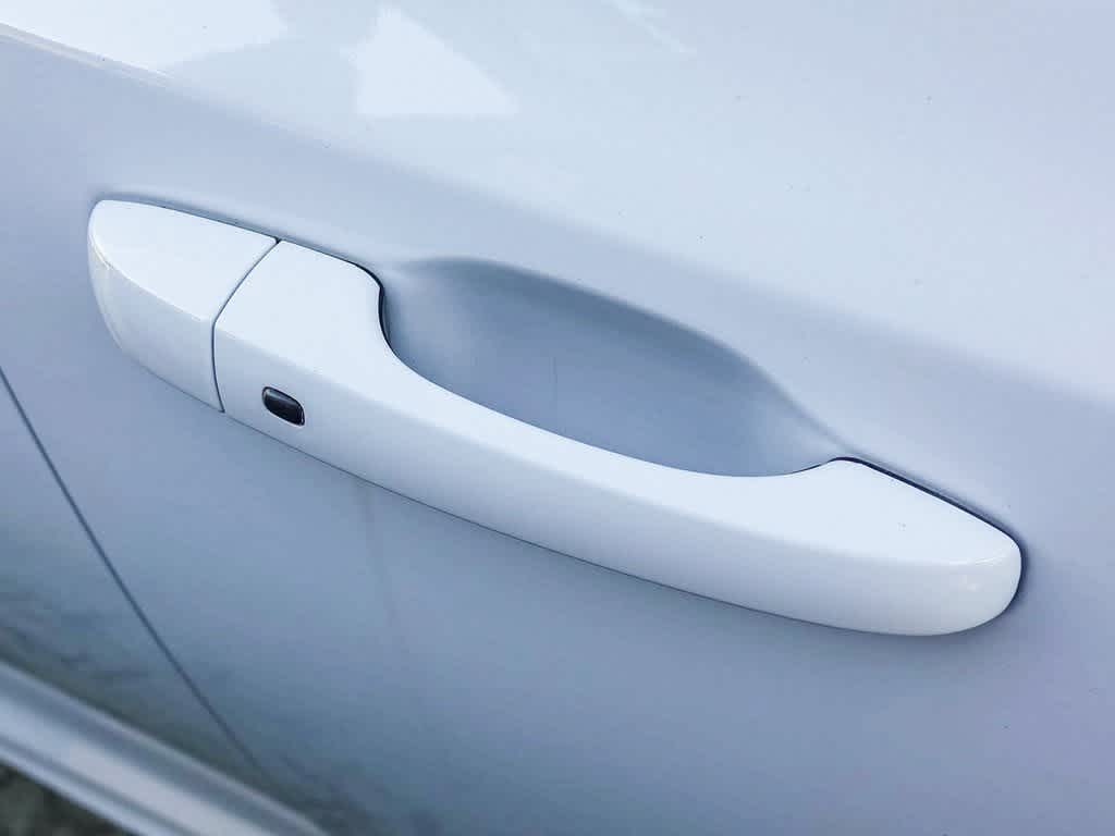 2023 Chrysler 300 Touring L