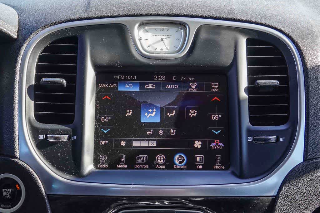 2016 Chrysler 300 300C