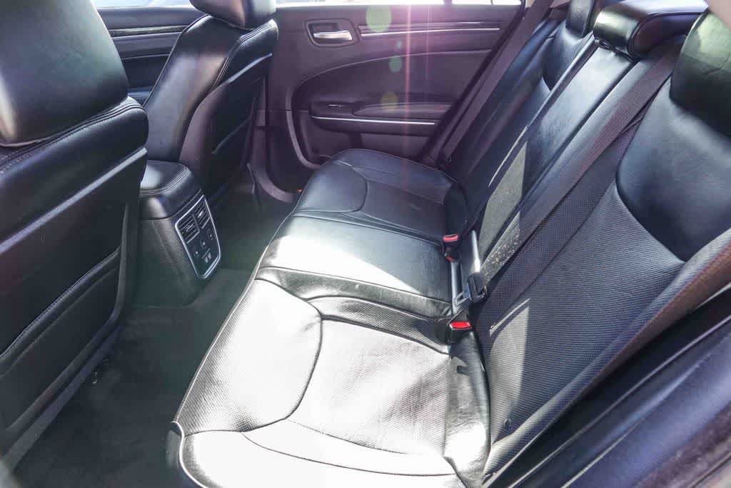 2016 Chrysler 300 300C