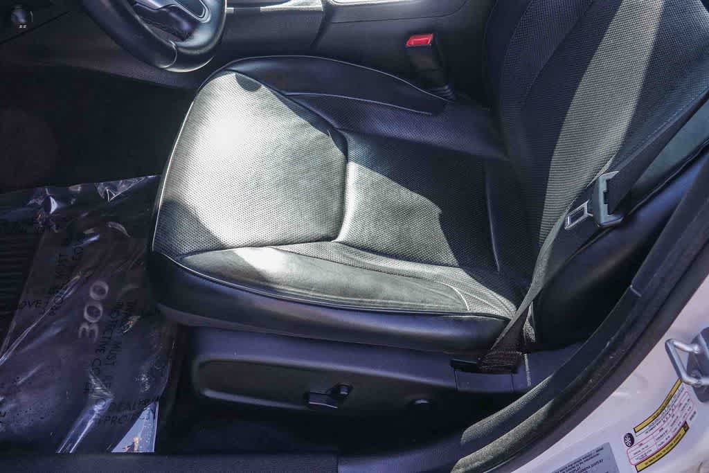 2016 Chrysler 300 300C