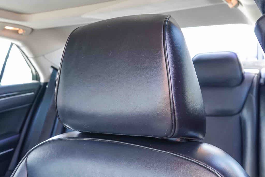 2016 Chrysler 300 300C