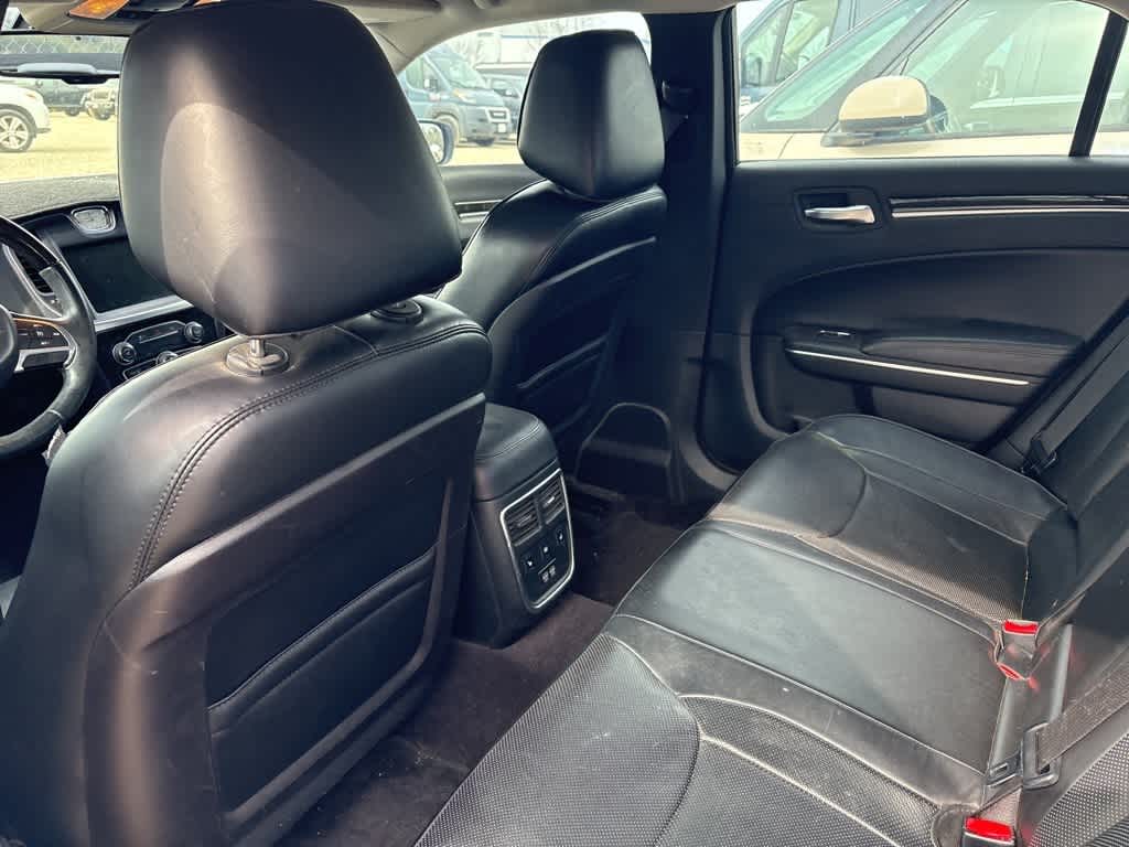 2016 Chrysler 300 300C