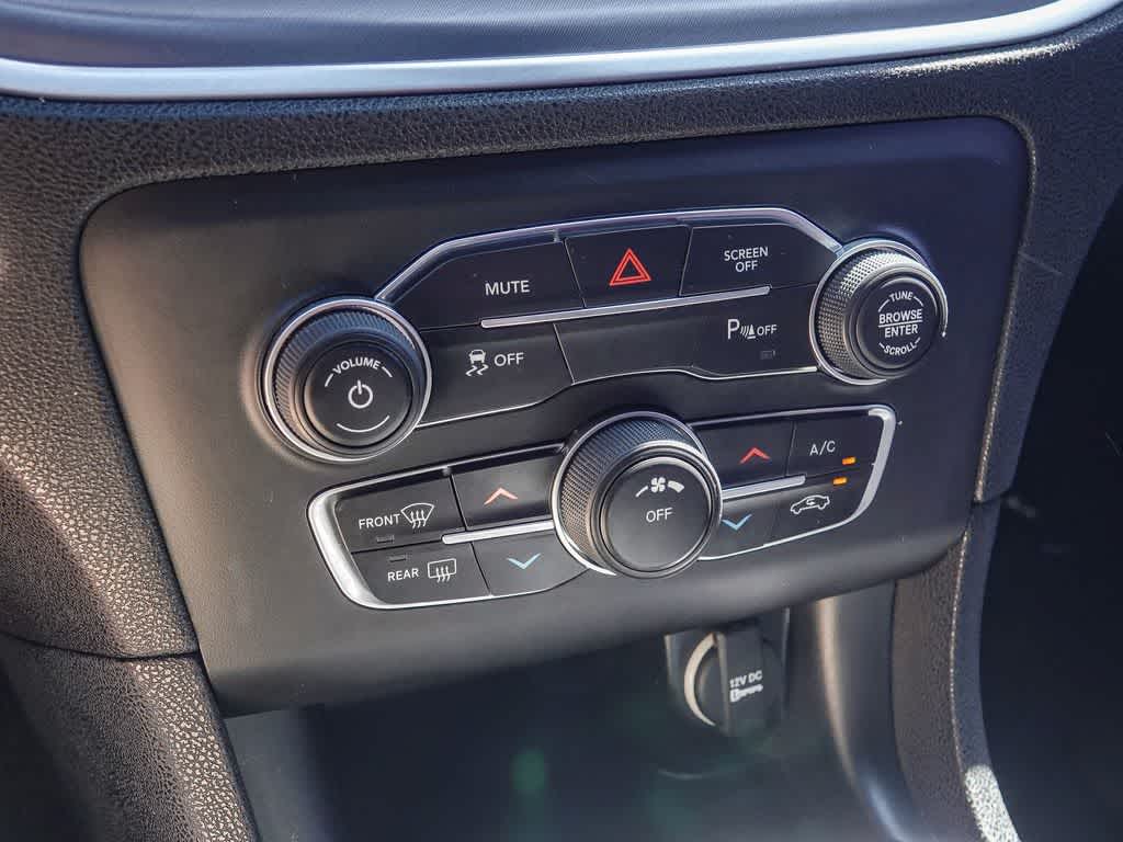 2020 Dodge Charger SXT RWD