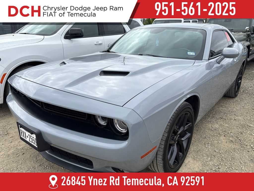 2022 Dodge Challenger SXT