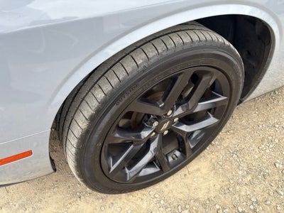 2022 Dodge Challenger SXT